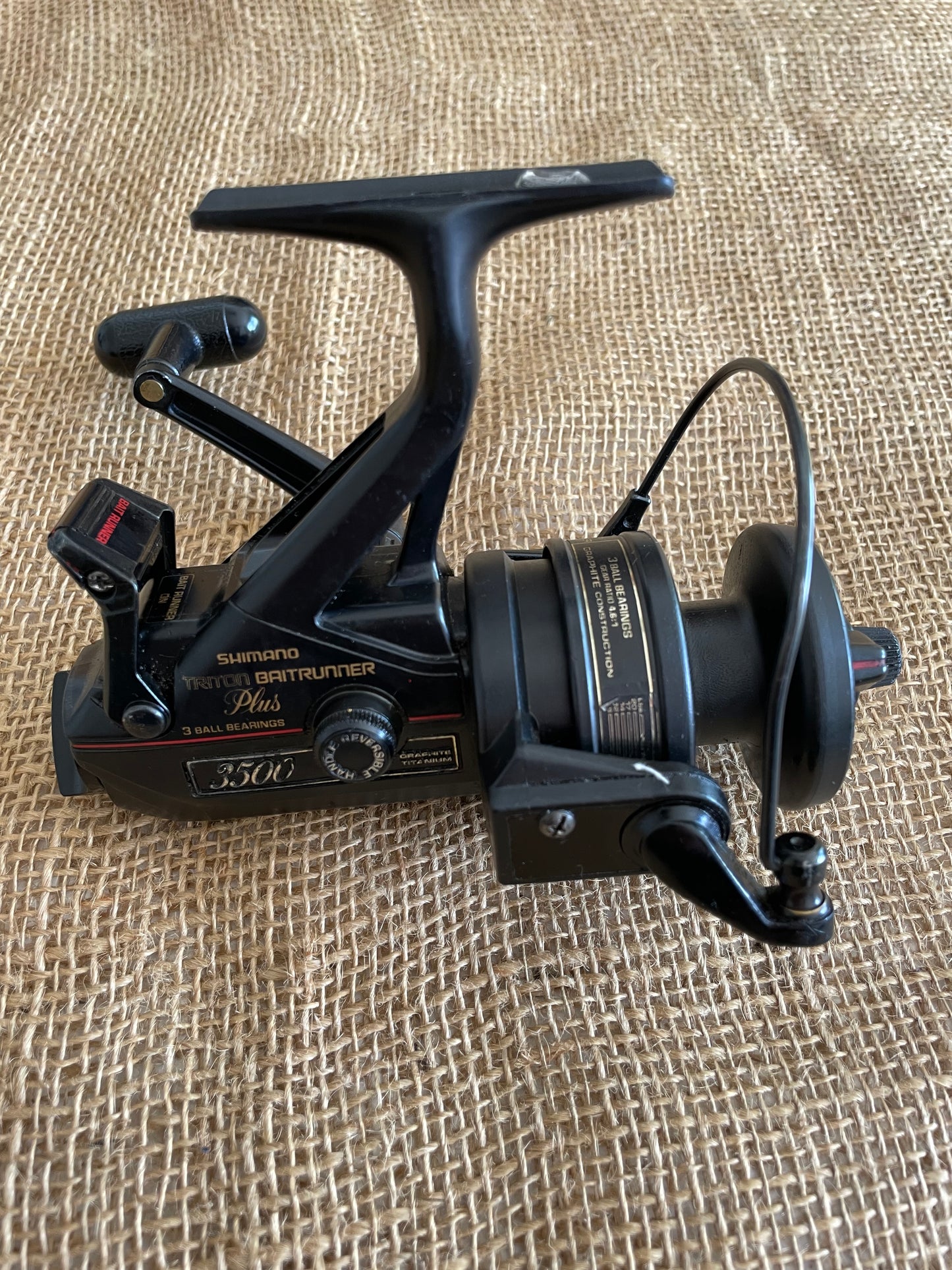 2 x Shimano Triton Baitrunner Plus 3500 Old School Carp Fishing Reels. 1980s.