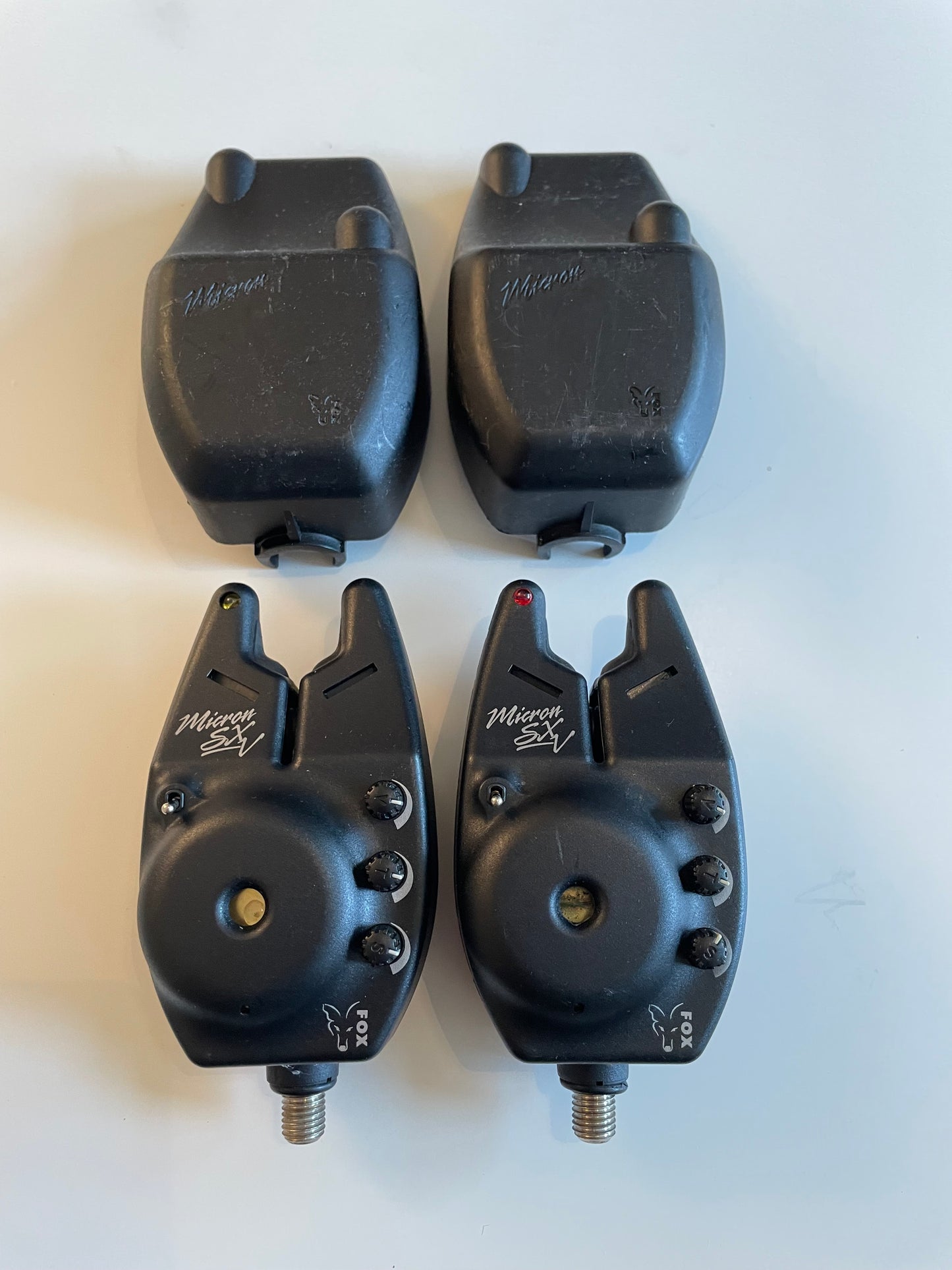 2 x Fox SXV Digital Old School Carp Fishing Bite Alarms & Hard Cases.