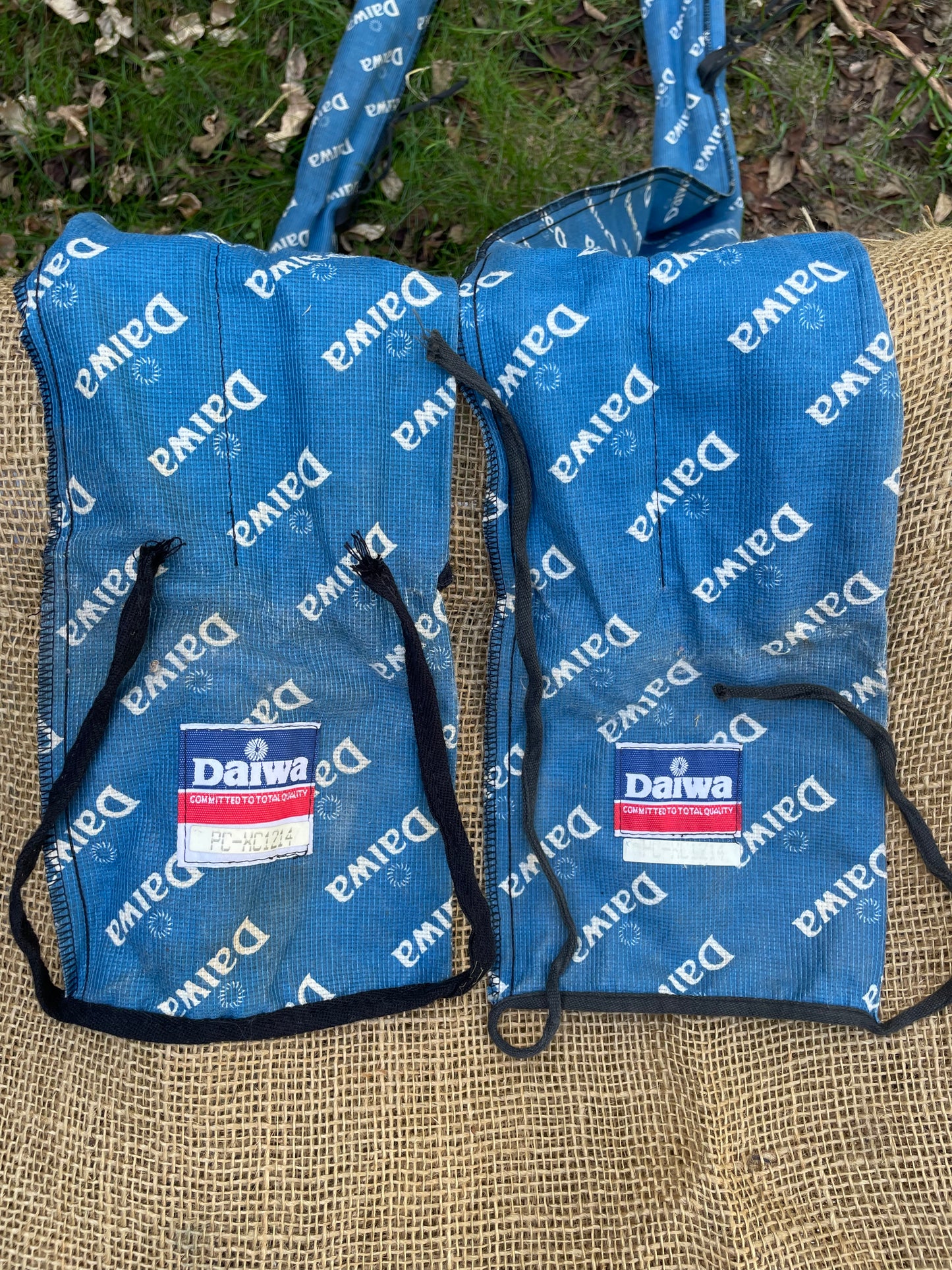 2 x Daiwa Pro Carp X Whisker Graphite Old School Carp Fishing Rods. 11’. 2.25lb T/C. 1990s.Original Bags Excellent.