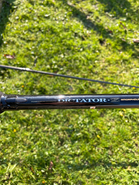1 x Daiwa Dictator Z Amorphous Whisker Long Distance Old School Carp Fishing Rod 2.75lb T/C.