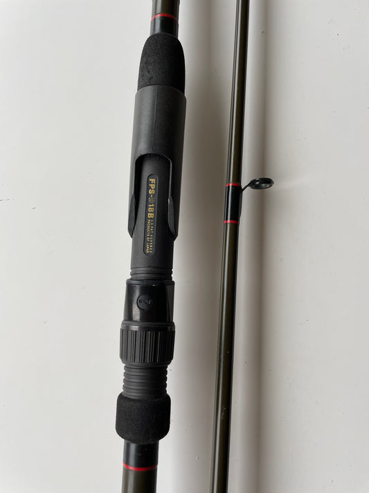 1 x Simpson’s Of Turnford Kevin Maddocks Carbon Formula 1 Old School Carp Fishing Rod. 11’ Excellent.