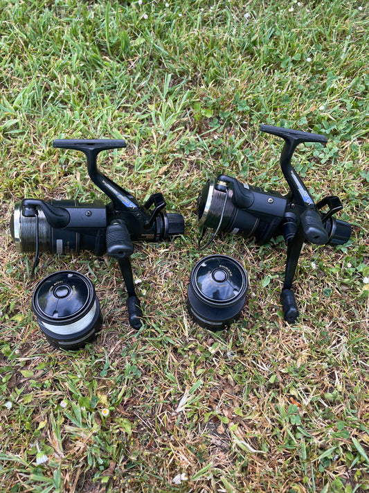 2 x Shimano Aero 6010GT Old School Baitrunner Carp Fishing Reels. Nr Mint.