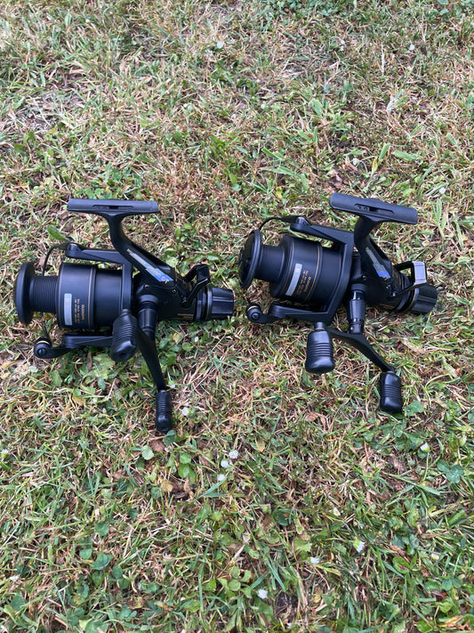 2 x Shimano Aero 8010GT Old School Baitrunner Carp Fishing Reels. Excellent.