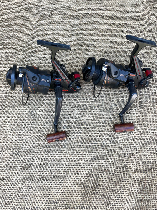 2 x Silstar GXB 50 Baitfeeder Old School Carp Fishing Reels. Circa 1980s.