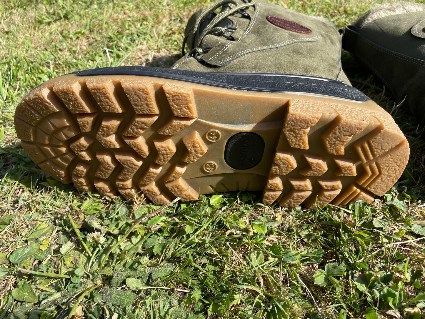 Original Skee-Tex Essex Carp Fishing Thermal Field Boots. UK 9/10. Unused.