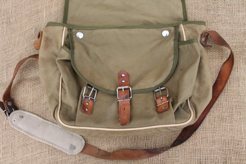 Vintage Relum Canvas And Leather Fishing Shoulder Bag. Circa 1960s. Rare.