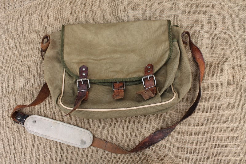 Vintage Relum Canvas And Leather Fishing Shoulder Bag. Circa 1960s. Rare.