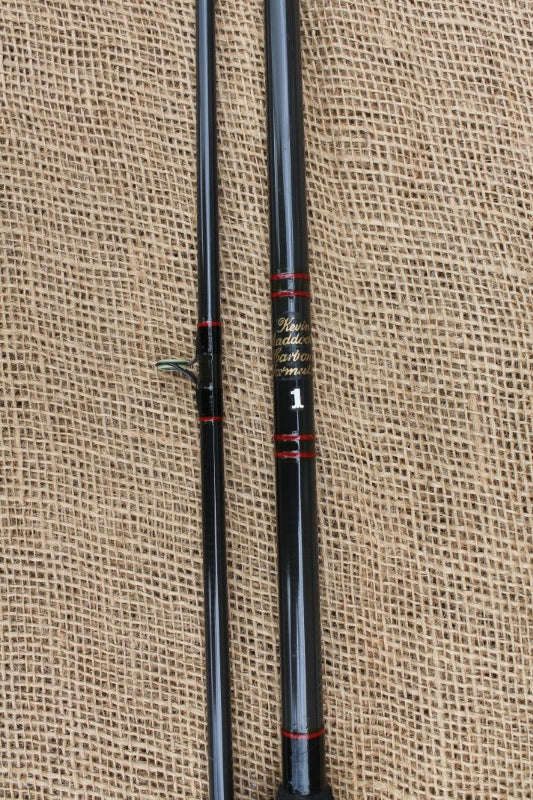 1 x Simpsons Of Turnford Kevin Maddocks Carbon Formula 1 Old School Carp Fishing Rod. Early 1990s.