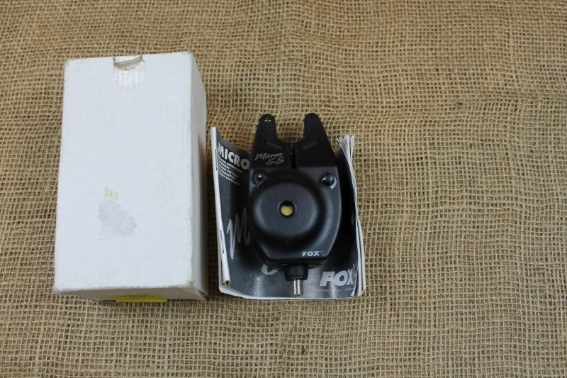 1 x Fox ES Old School Carp Fishing Bite Alarm. Mint And Boxed Etc, 1990s.