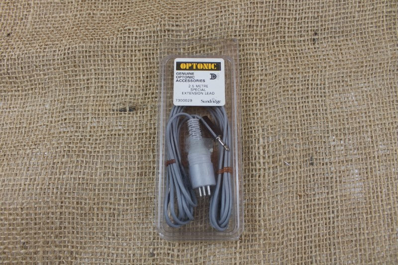 1 x Optonic 2.5m Extension Lead. Brand New Old Stock.