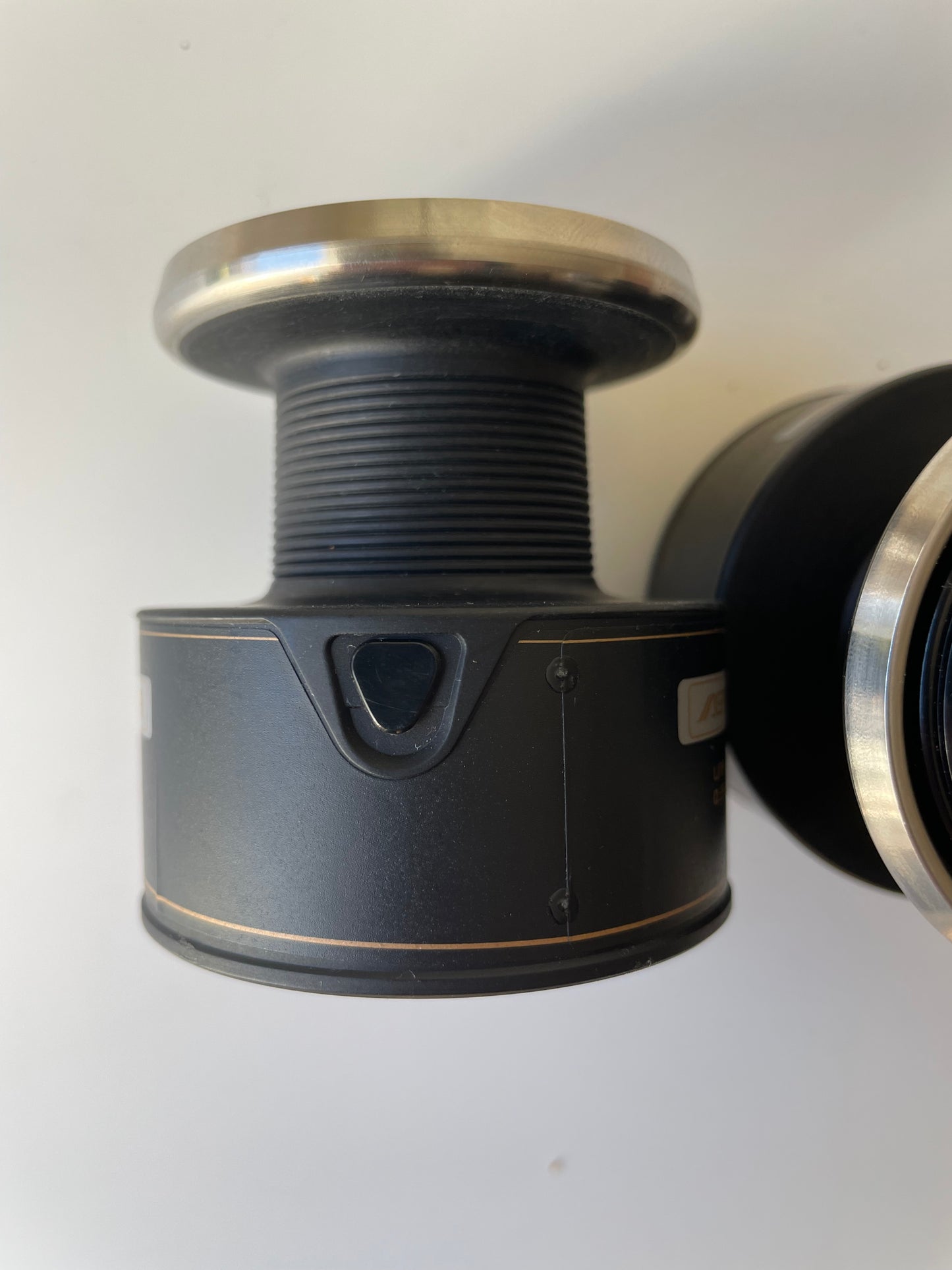 2 x Spools For Shimano Aero 6010 8010 Baitrunner Carp Fishing Reels. 1990s.