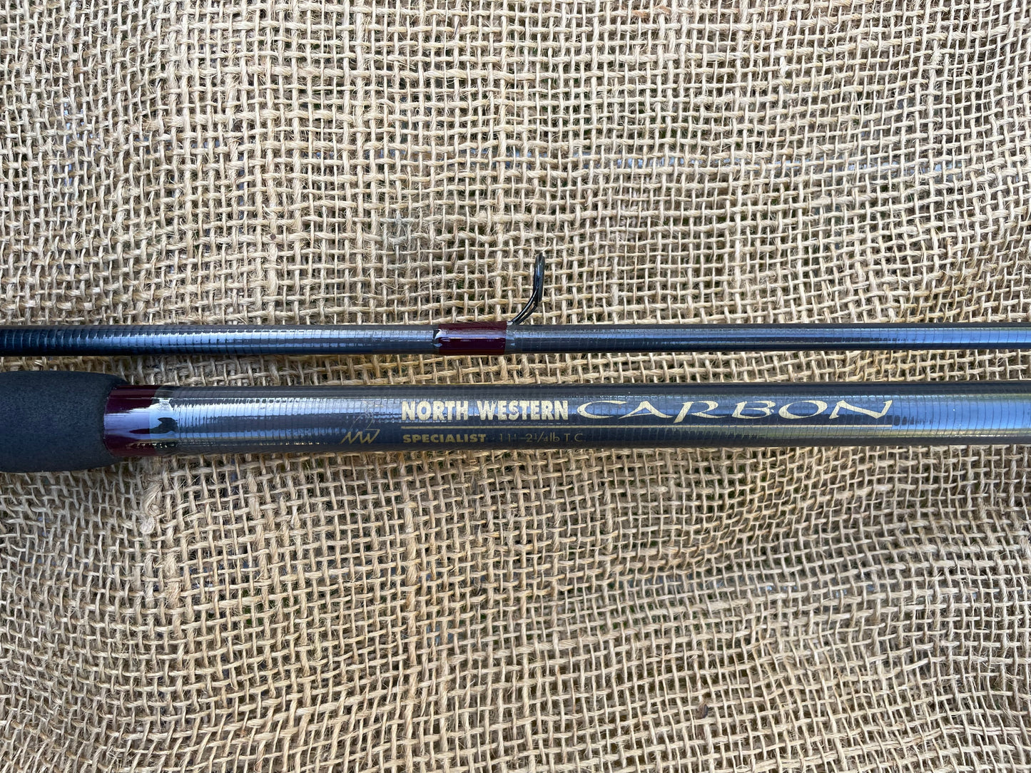 1 x North Western Carbon Specialist Old School Carp Fishing Rod. 11’. 2.25lb T/C. 1990s.