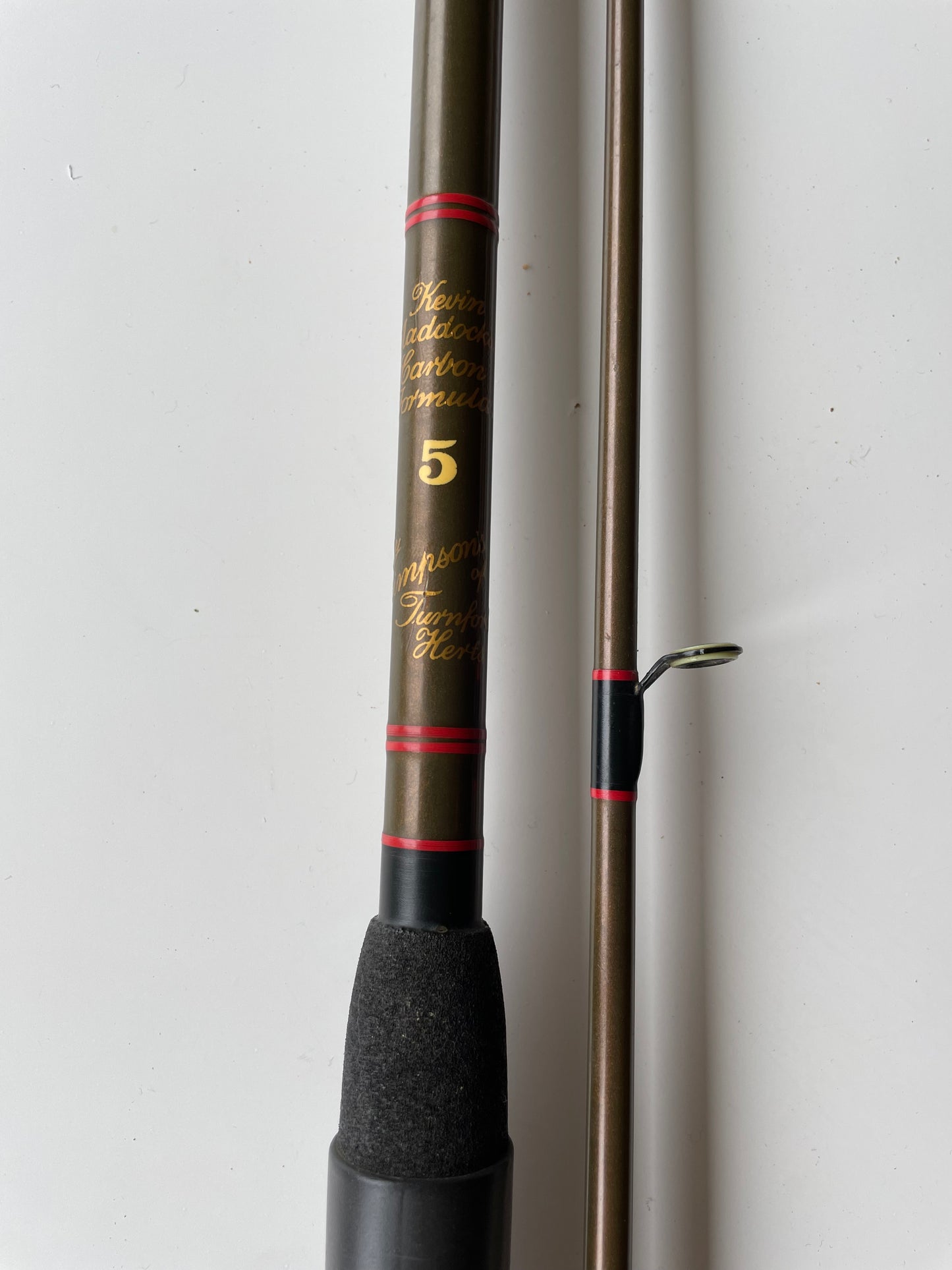 1 x Simpson’s Of Turnford Kevin Maddocks Carbon Formula 5 Old School Carp Fishing Rod. 11’ Excellent.