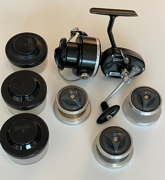 1 x Vintage Mitchell 810 High Speed Carp Fishing Reel + 3 Alloy Spare Spools.