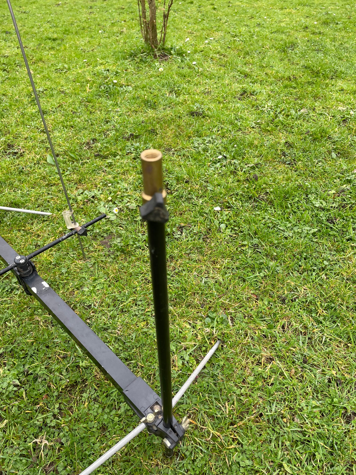 Original Old School Gardner Carp Fishing Rod Pod With Monkey Climber Aerial System.