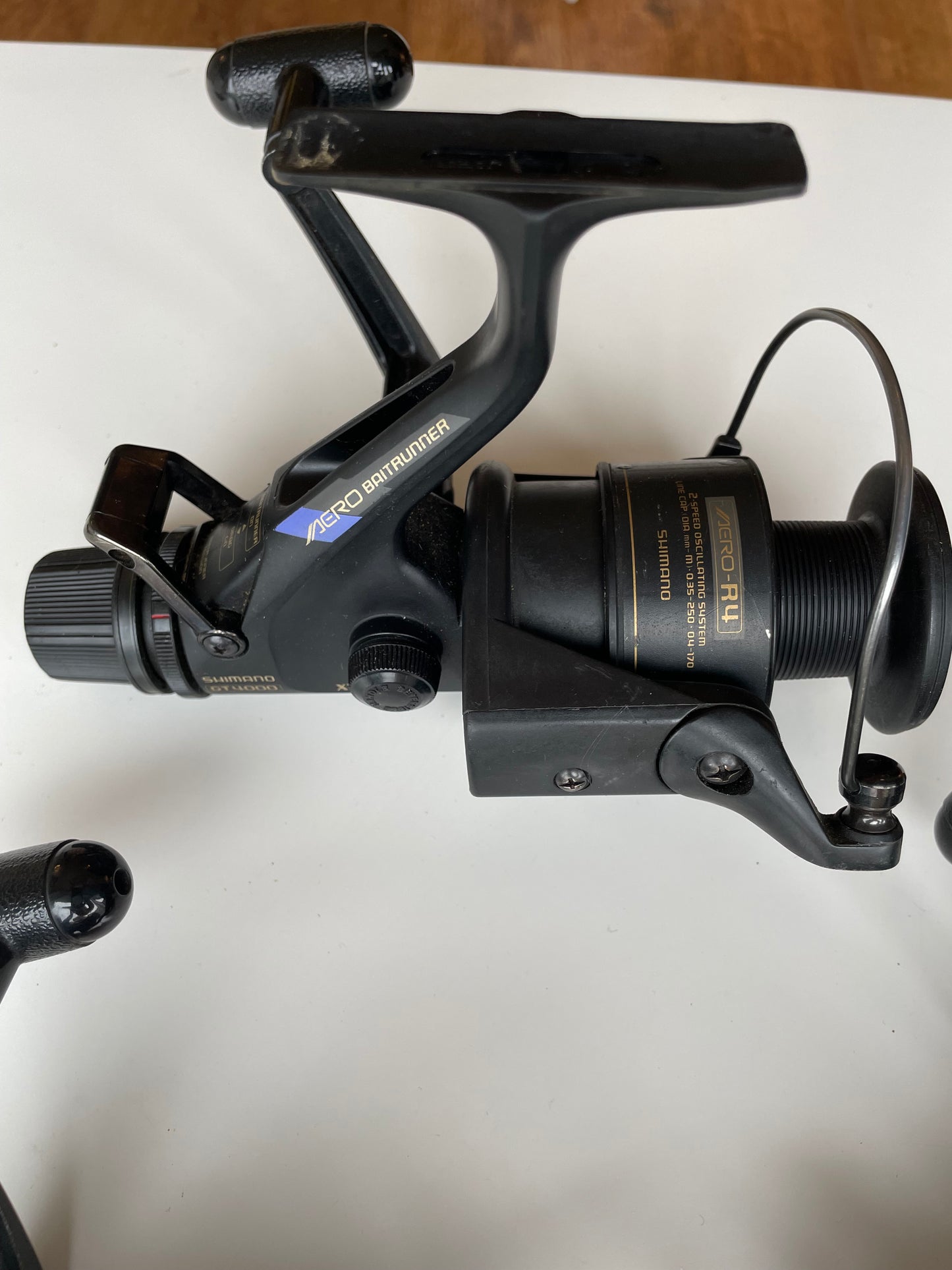 3 x Shimano Baitrunner Aero GT 4000 Old School Carp Fishing Reels. Original 1990s.