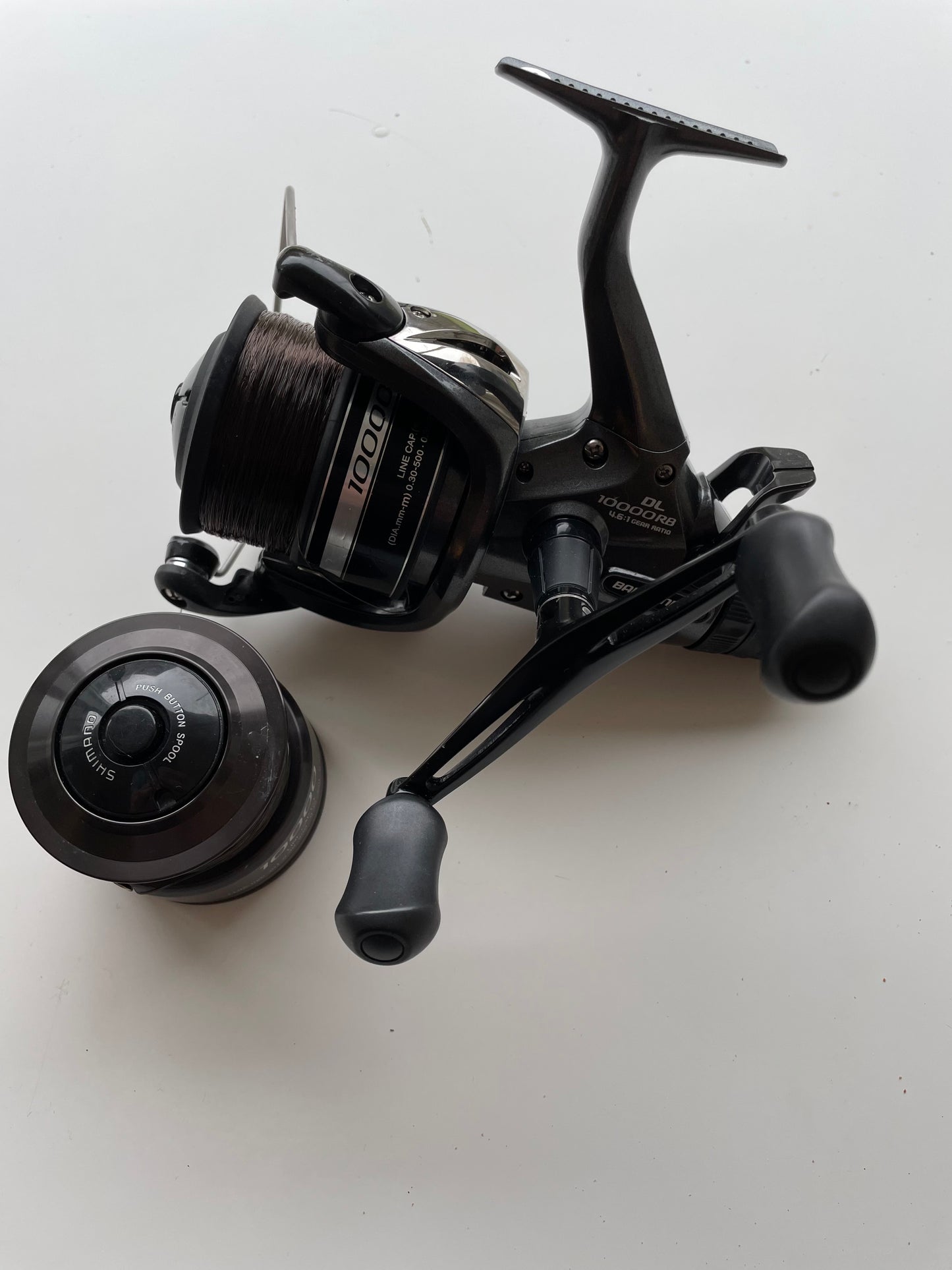 1 x Shimano DL 10000RB Baitrunner Carp Fishing Reel + Spare Spool. Excellent.