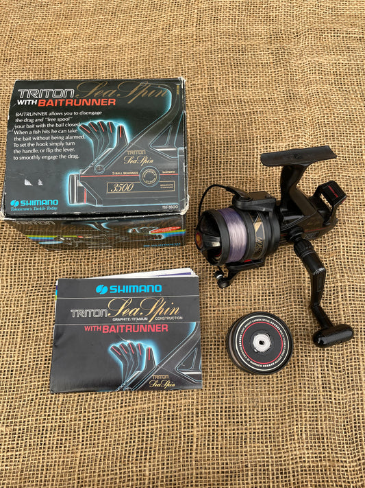 1 x Vintage Old School Shimano Triton Sea Spin 3500 Baitrunner Carp Fishing Reel. Boxed. Spare Spool. Paperwork.