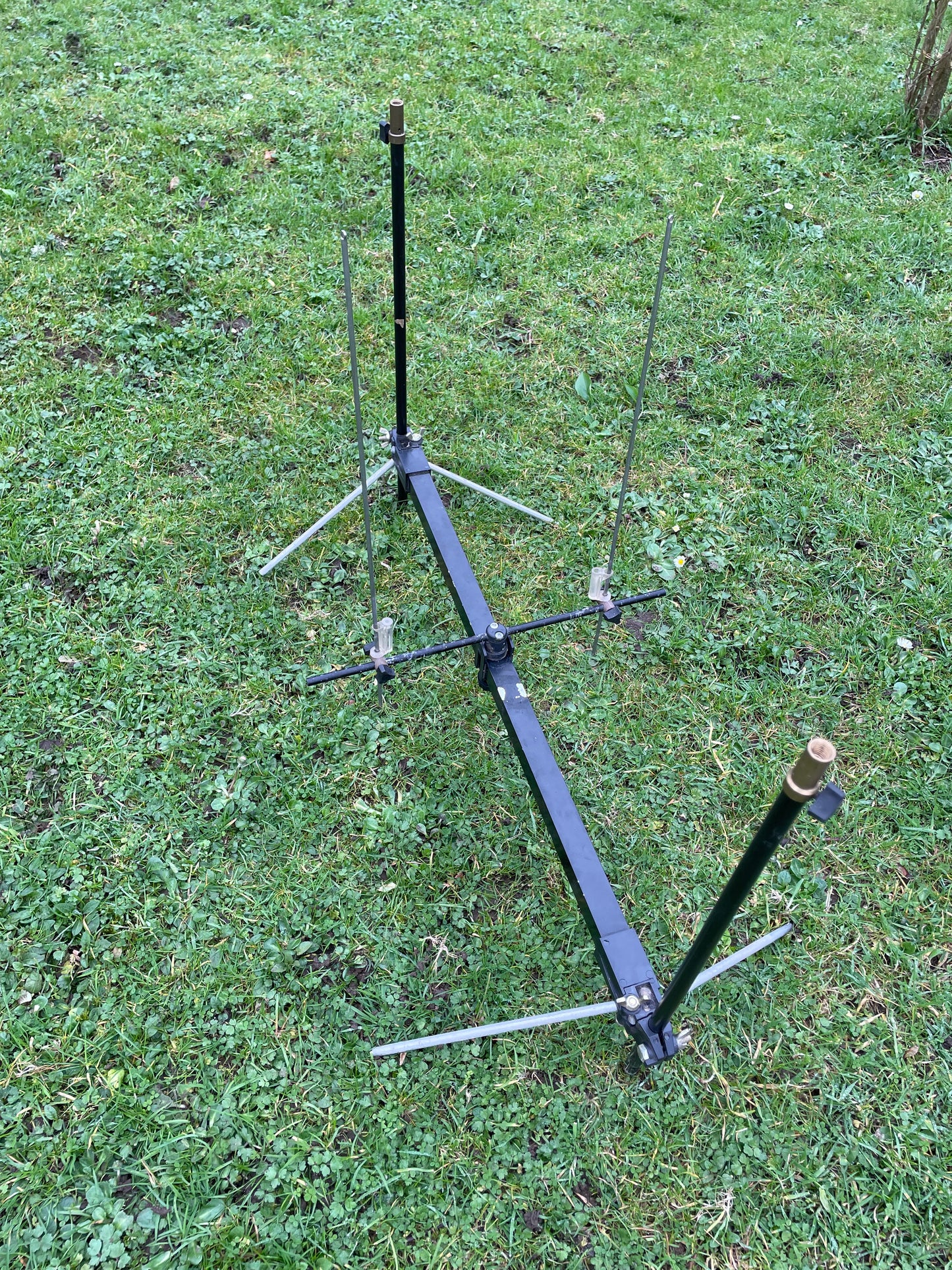 Original Old School Gardner Carp Fishing Rod Pod With Monkey Climber Aerial System.