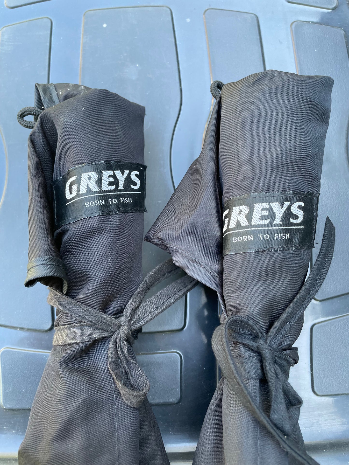 2 x Greys Prodigy GT5 12’ 2.75lb T/C Carp Fishing Rods.