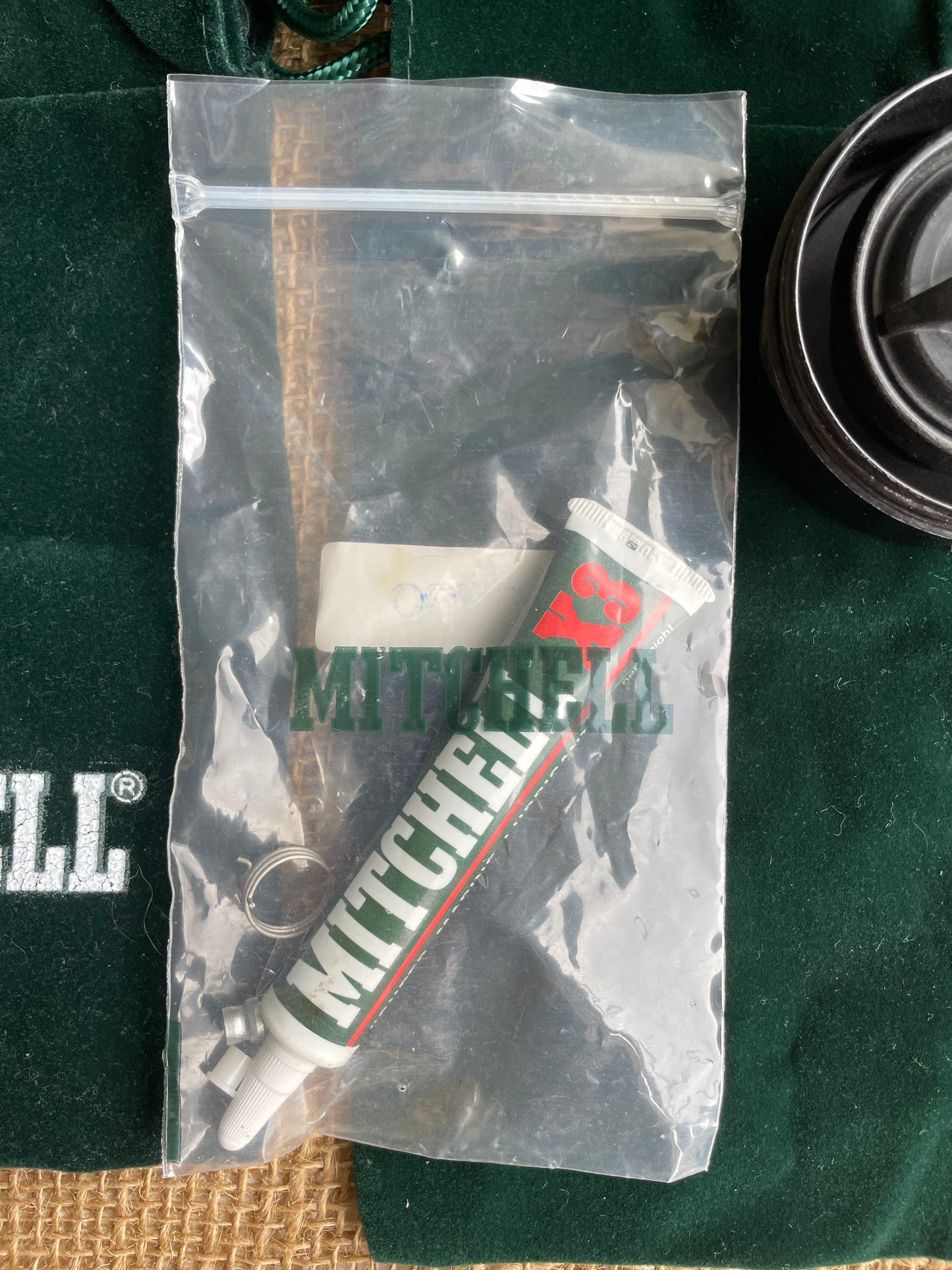 2 x Mitchell 300 PRO Old School Carp Fishing Reeks. Near Mint.