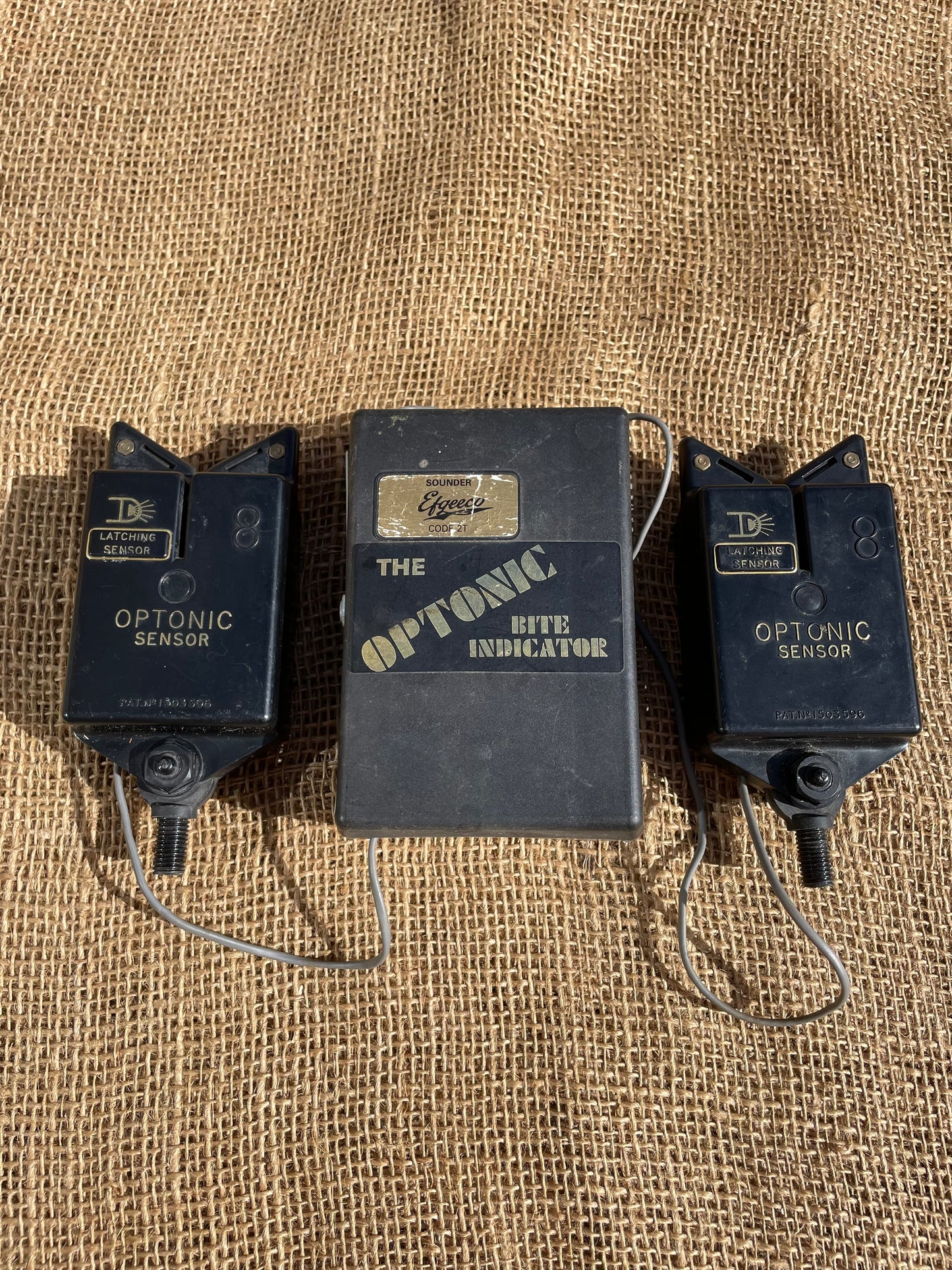 2 x Vintage Efgeeco Optonic Latching Carp Fishing Bite Alarms + Sounder Box. Complete. Excellent.