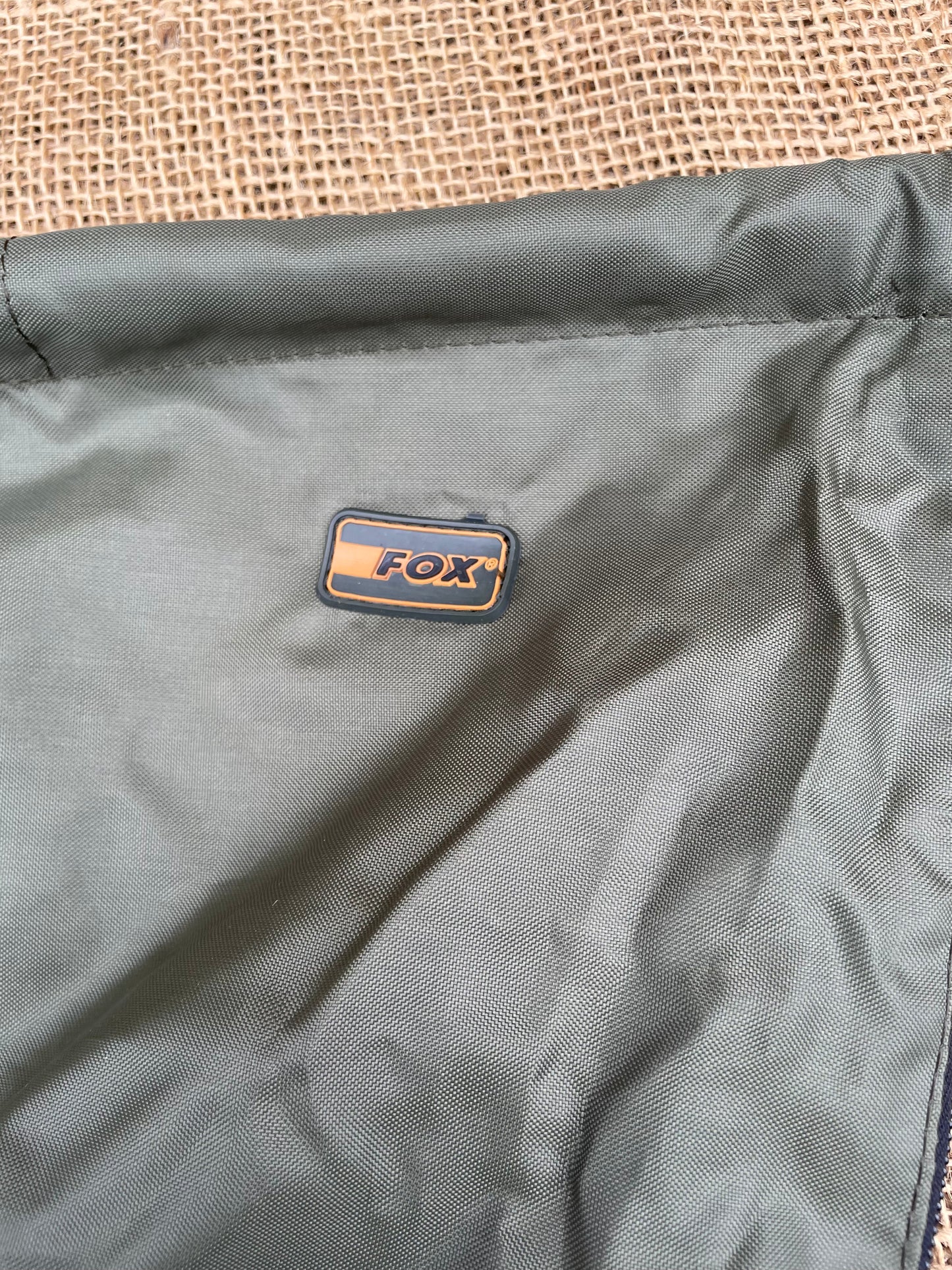 ESP Stalker 9’ 2.75lb Carp Fishing Rod + Fox Carp Retainer / Weigh Sling.