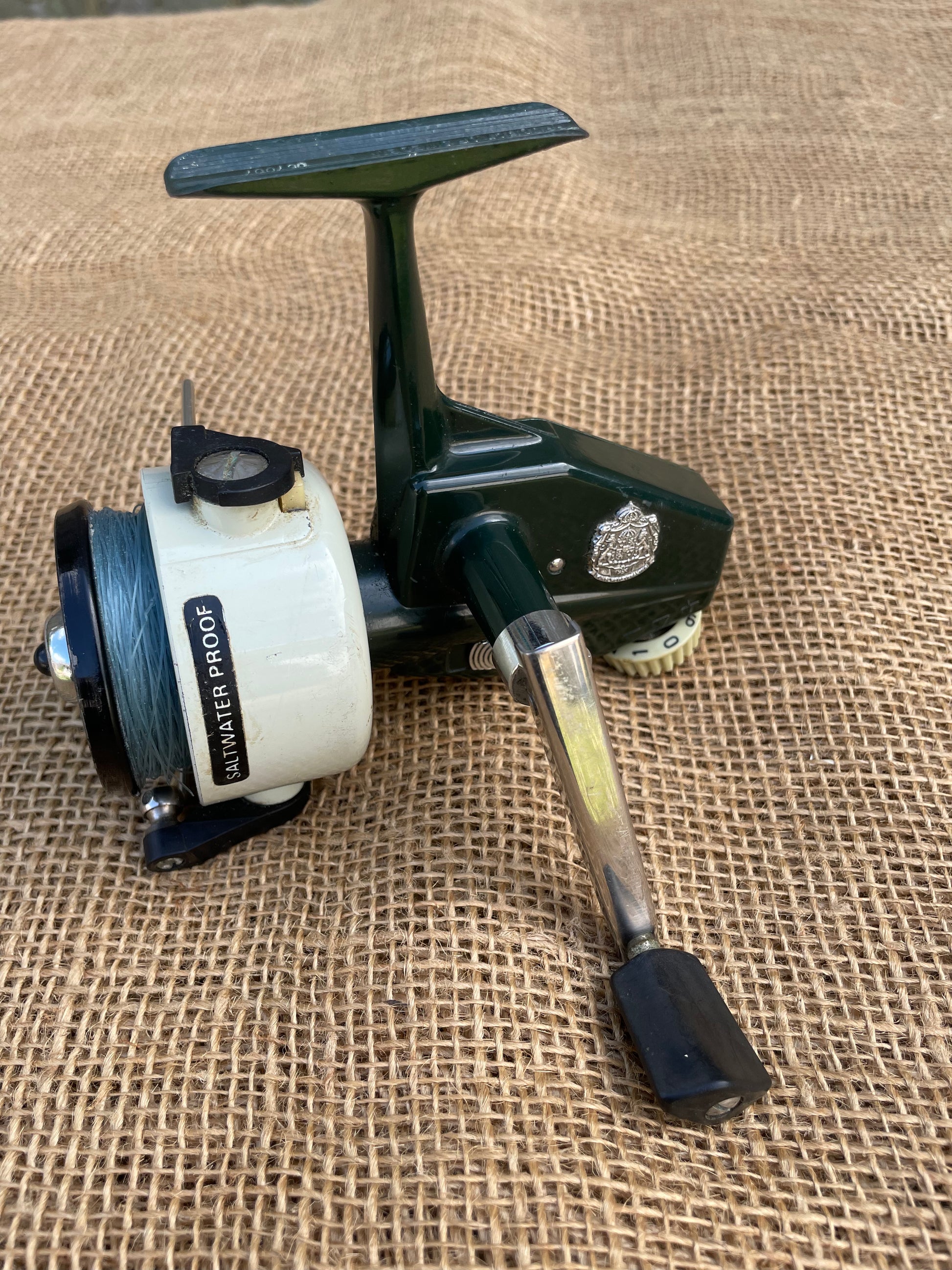 1970 fishing reel 1 x ABU Cardinal 66 Old School Vintage Carp Fishing Reel. Sweden. 1970 – Vintage Carp Fishing Tackle
