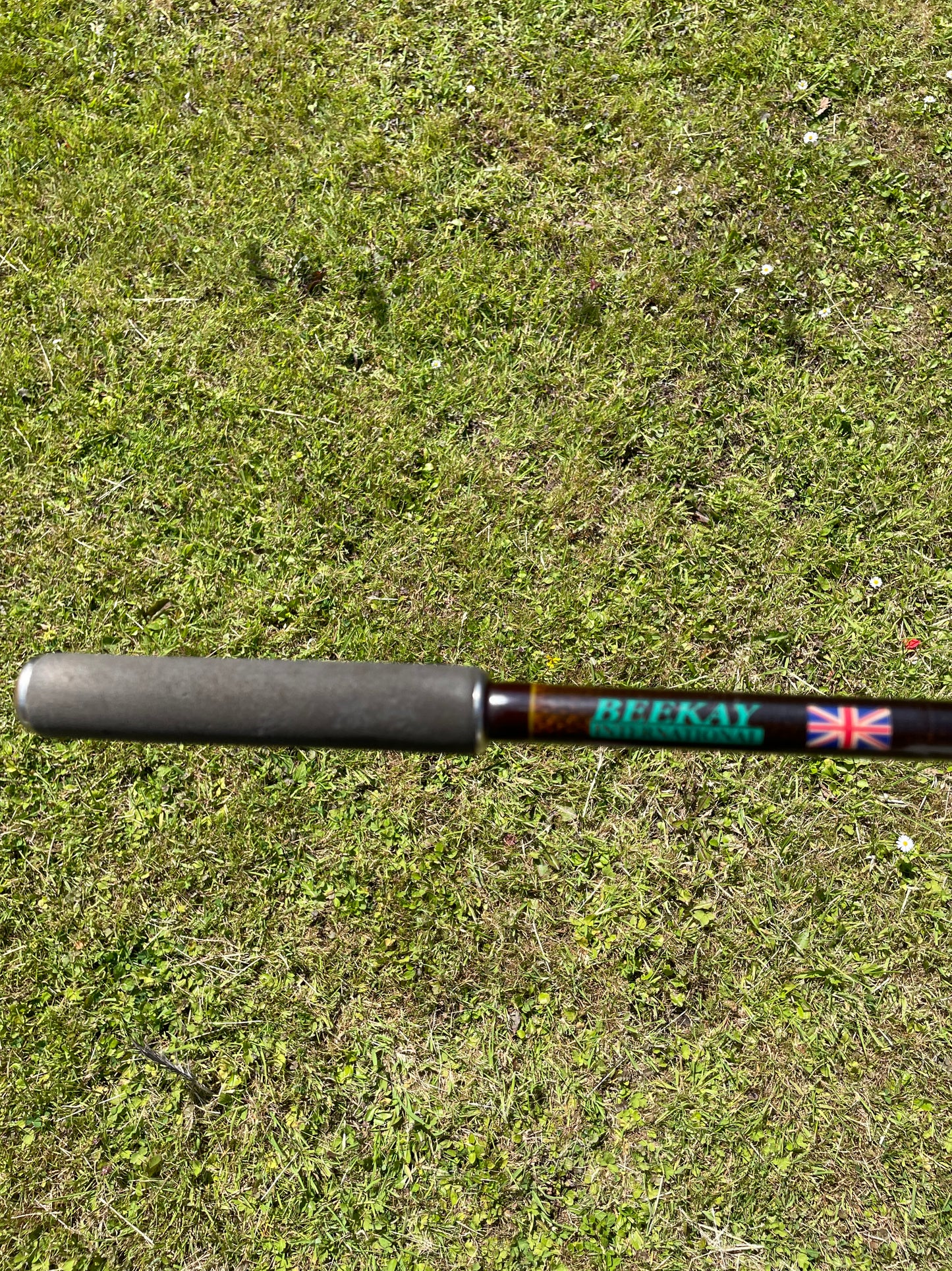 1 x Beekay Kevin Maddocks Old School Carp Fishing Rod. 12’. 1990s.