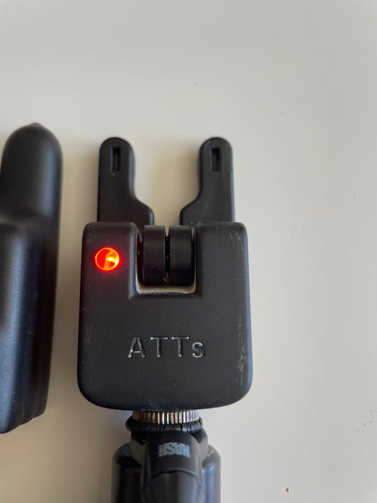 Gardner ATTs Carp Fishing Bite Alarms & Avid Hardwear Bundle.