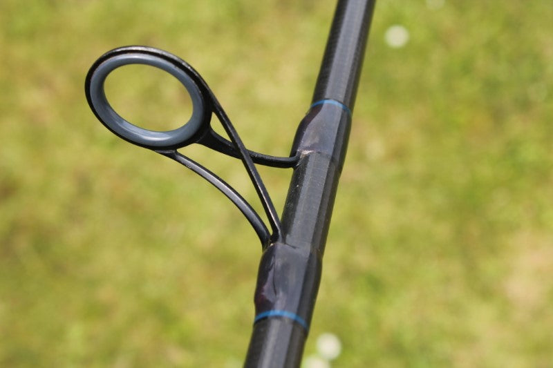1 x Simpson's Of Turnford Kevin Maddocks Carbon Formula Trident MPR Old School Carp Fishing Rod. EXCELLENT.