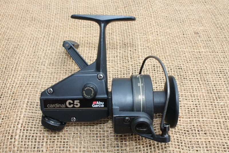 1 x ABU Cardinal C5 Old School Vintage Carp Fishing Reel, With Spare Spool And Case. EX.