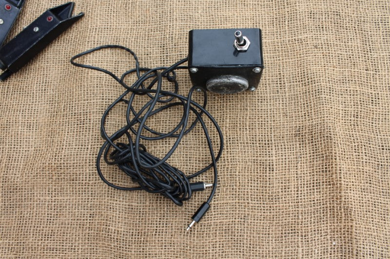 2 x Rare Vintage Antennae Style Carp Fishing Electronic Bite Alarms, With Sounder And Leads.