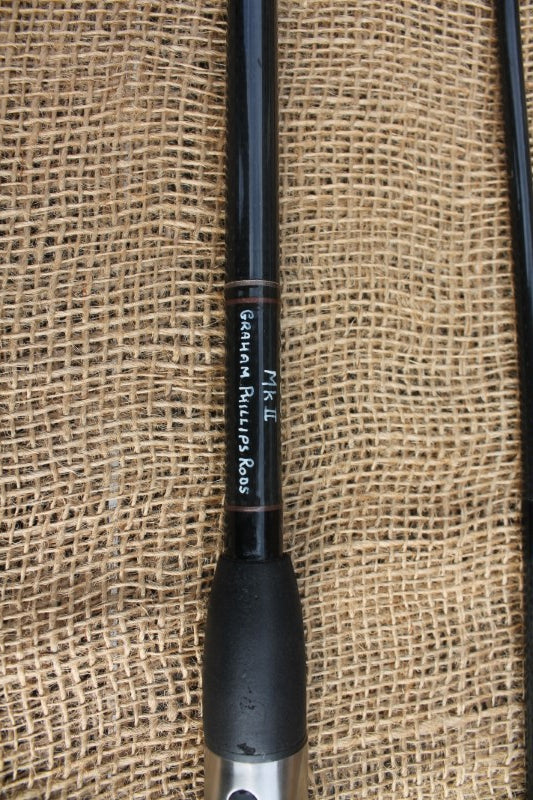 1 x Graham Phillips Cougar MK II Old School Carbon Carp Fishing Rod. 1990s.