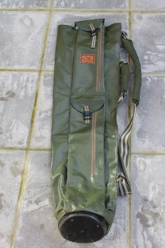 Kevin Nash Classic Old School Carp Fishing Rod Quiver Holdall. Circa 1980-90s.