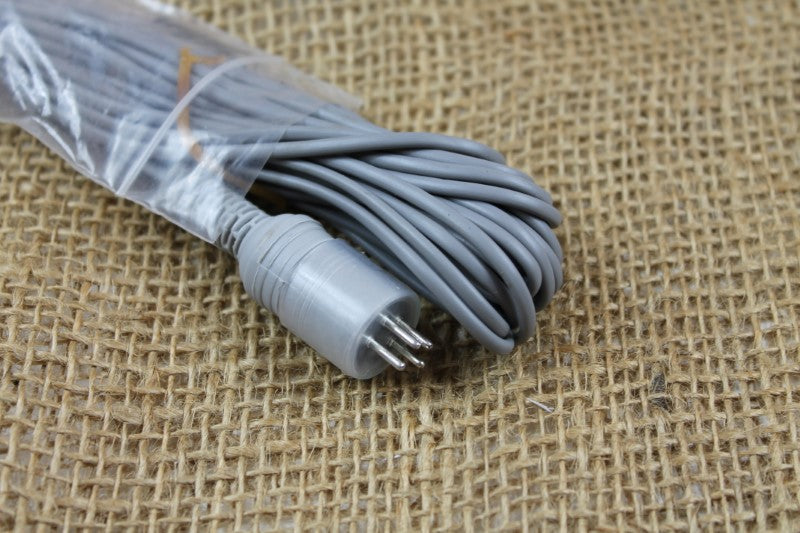 2 x Optonic 7.5m Extension Leads. Brand New Old Stock.