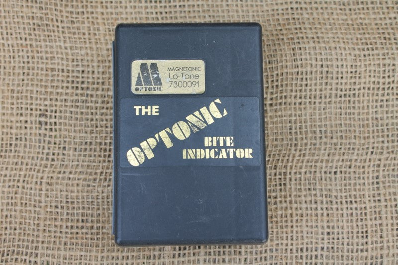 1 x Optonic Magnetonic Lo-Tone Old School Carp Fishing Bite Alarm. Green LED.